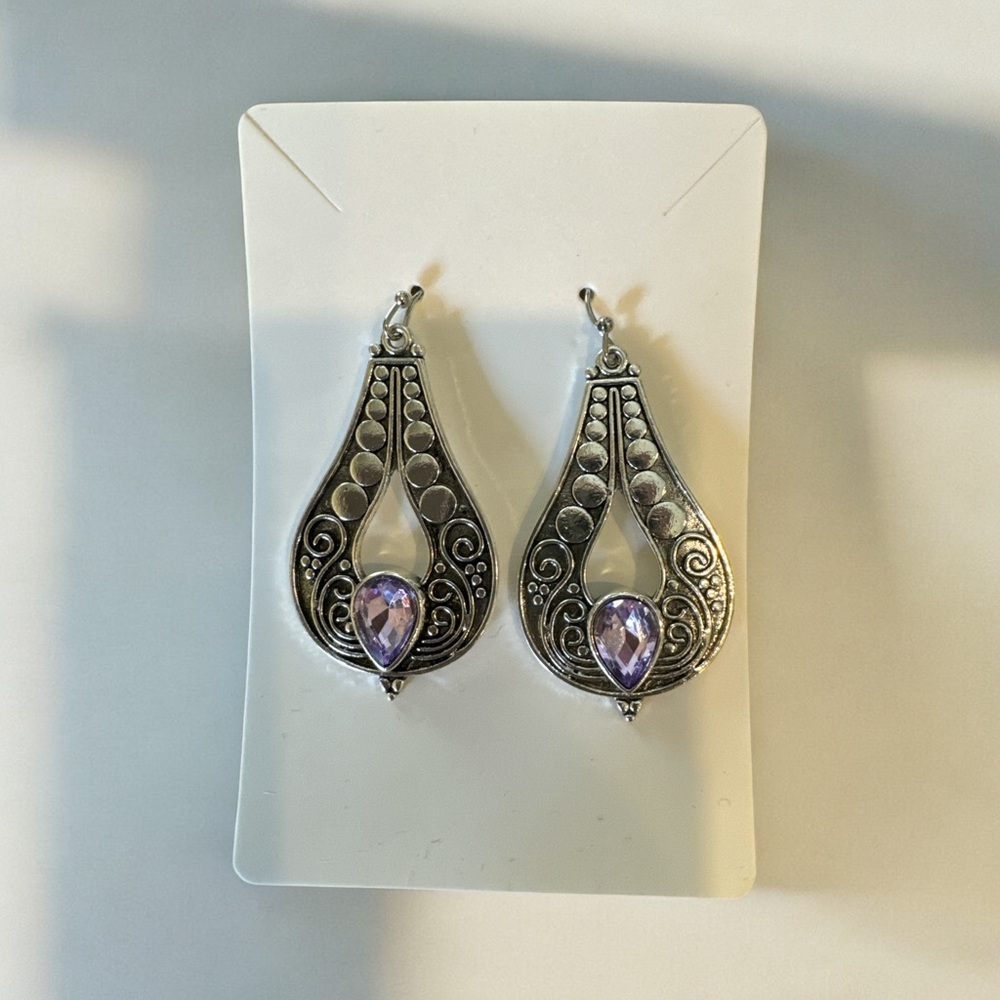 ⭐️Purple Faux Amethyst Silver Tone Fish Hook Dangle Earrings Vintage Boho